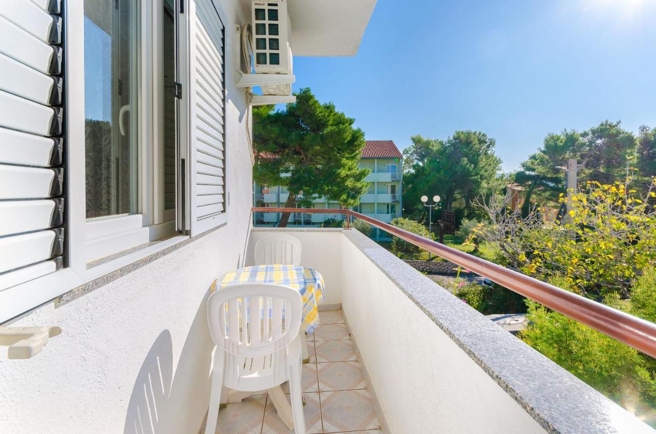 Apartments Anica J Lopar Exterior foto