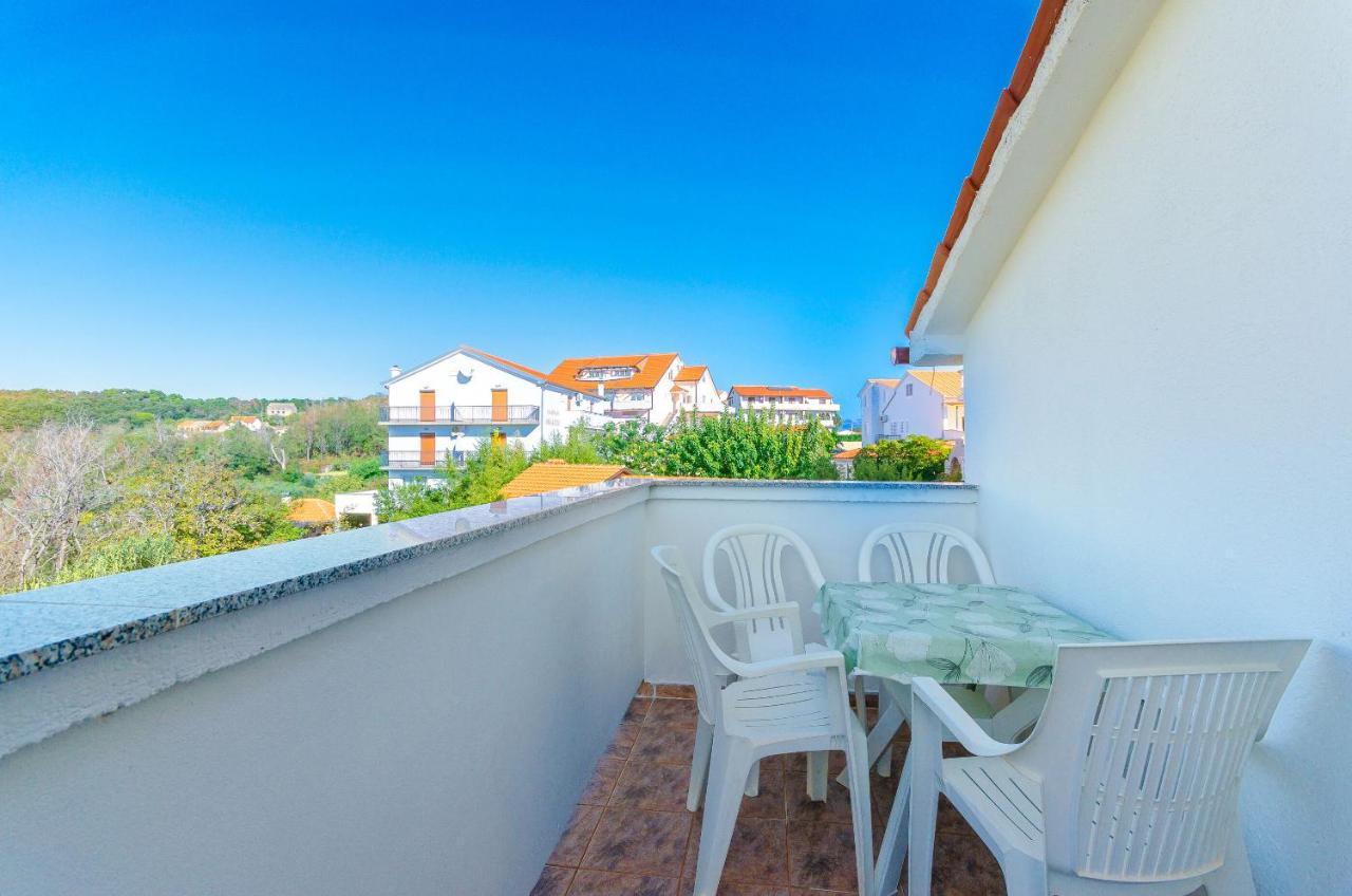 Apartments Anica J Lopar Exterior foto