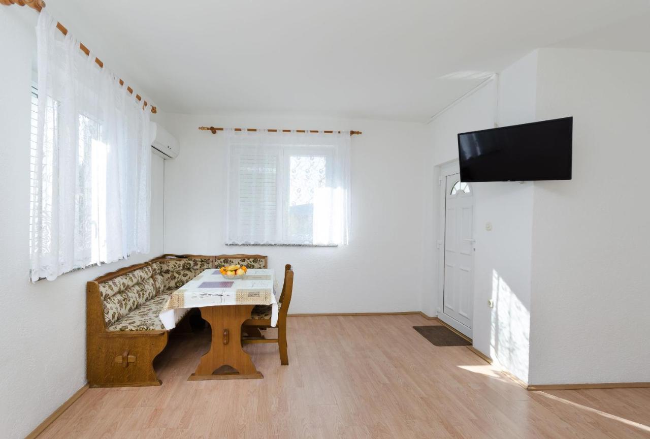 Apartments Anica J Lopar Exterior foto