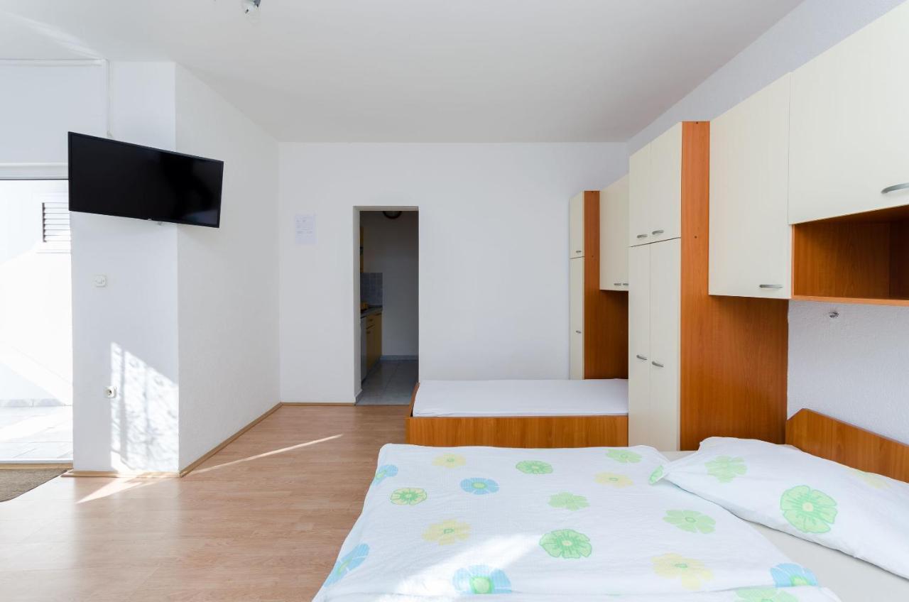 Apartments Anica J Lopar Exterior foto